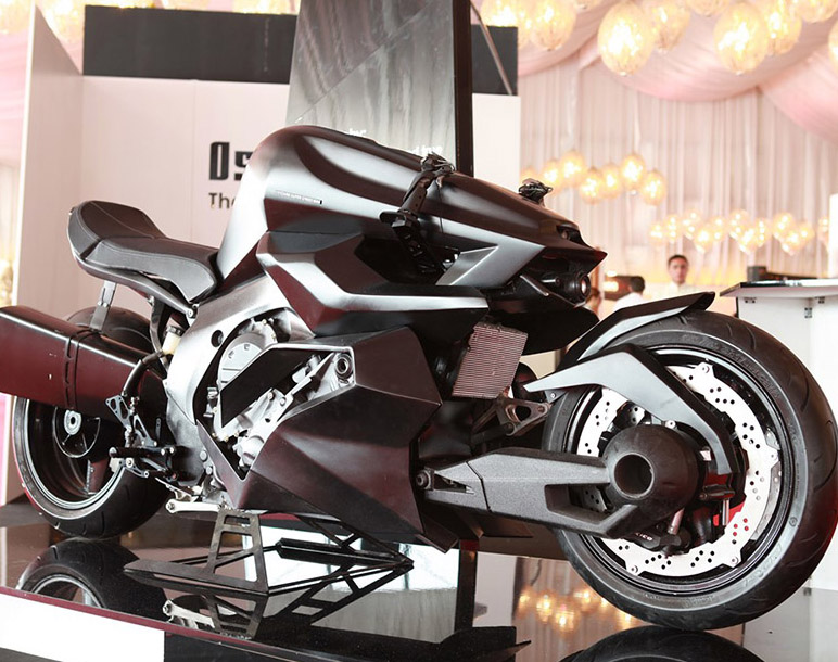 Innovative-Luxury-Ride-Exhibition-3